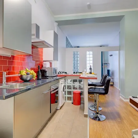 Bluestay 108 - Superb In