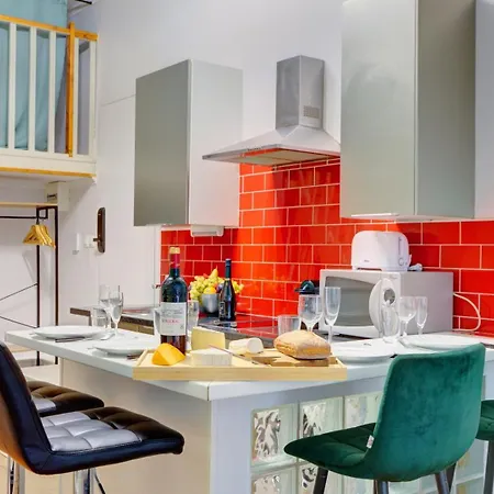 Bluestay 108 - Superb In * Paris